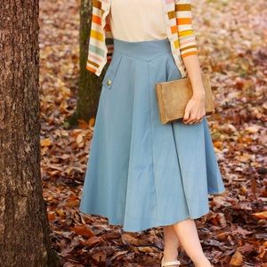 Classic Vintage Inspired A-Line Midi Skirt in Sky